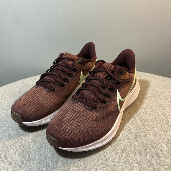 Nike Shoes - Nike Air Zoom Pegasus 39 Canyon Rust Running Women's Shoe Size 7.5 DH4072-600​